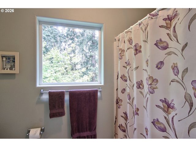 8638 Ne ADLINGTON St, Hillsboro, OR 97006