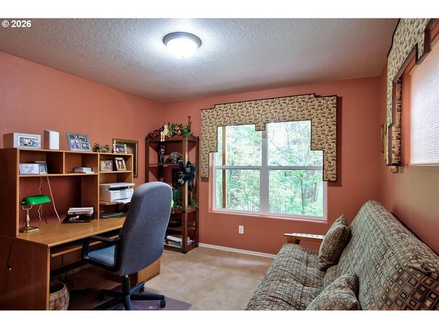 8638 Ne ADLINGTON St, Hillsboro, OR 97006