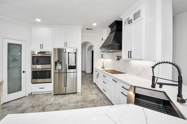 118 Schaffer Street, Baytown, TX 77523