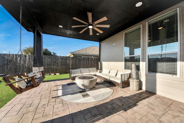 118 Schaffer Street, Baytown, TX 77523