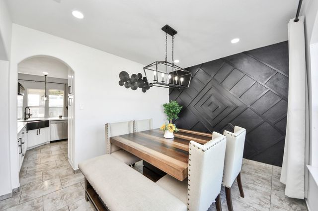 118 Schaffer Street, Baytown, TX 77523