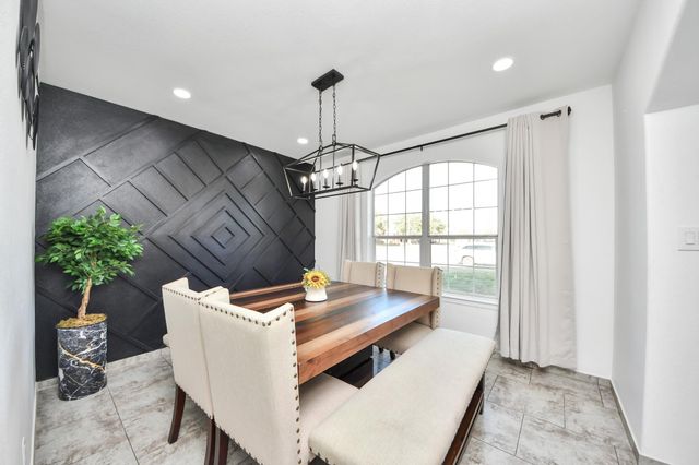 118 Schaffer Street, Baytown, TX 77523