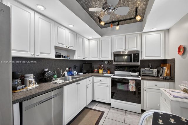 1210 N Sugar Sands Blvd 240, Singer Island, FL 33404