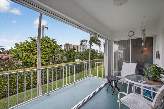 1210 N Sugar Sands Blvd 240, Singer Island, FL 33404