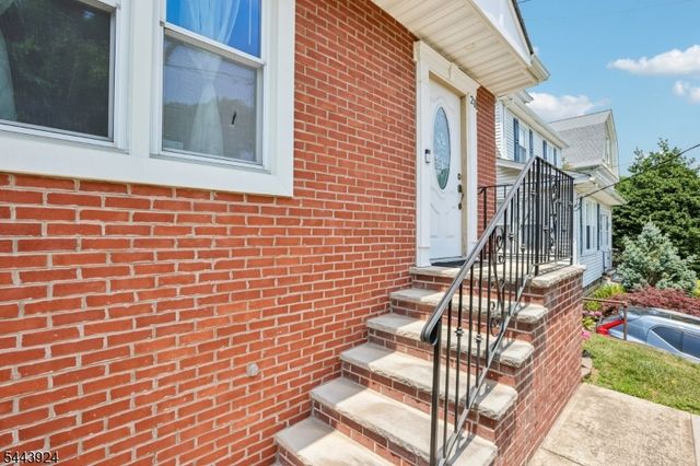 21 Birch St, West Orange Twp., NJ 07052