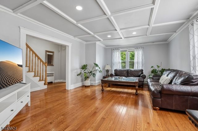 21 Birch St, West Orange Twp., NJ 07052