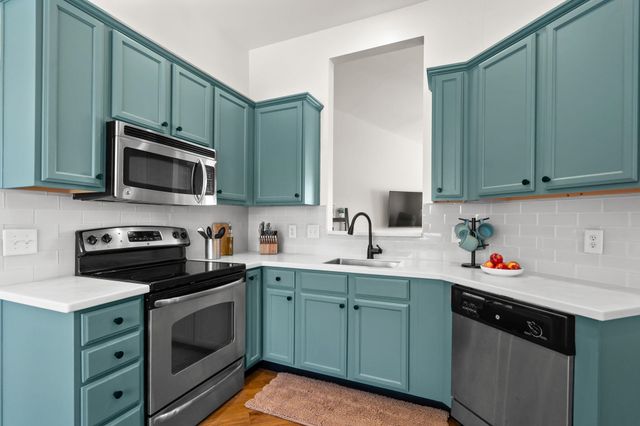 611 Woodman Dr., Conway, SC 29526