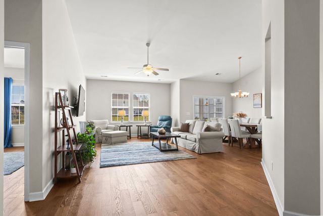 611 Woodman Dr., Conway, SC 29526