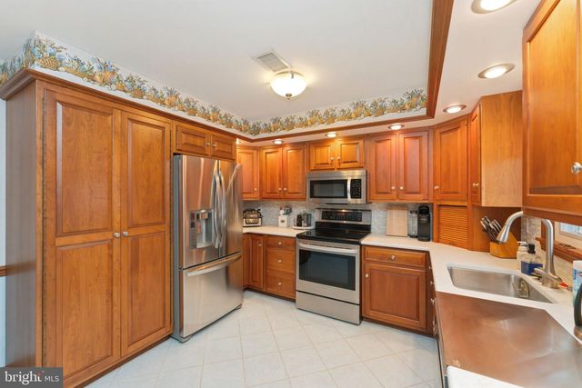 347 FRY AVE, Robesonia, PA 19551