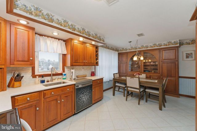 347 FRY AVE, Robesonia, PA 19551