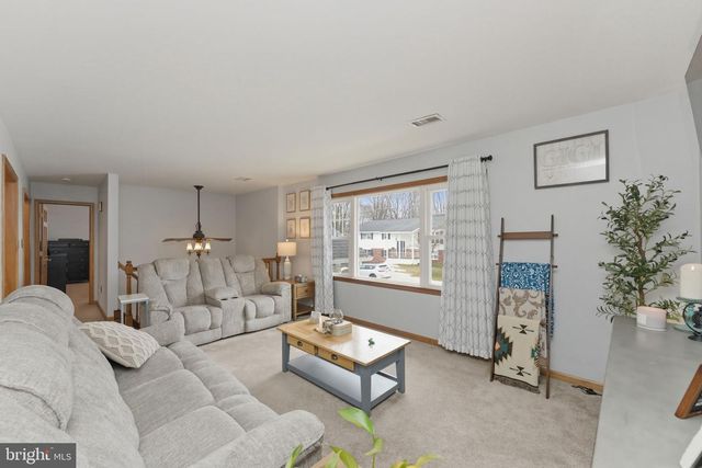 347 FRY AVE, Robesonia, PA 19551