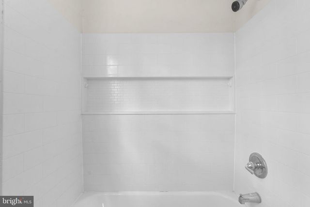 200 CHARMUTH CT, Waldorf, MD 20602