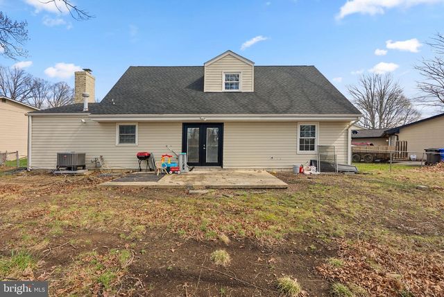 200 CHARMUTH CT, Waldorf, MD 20602