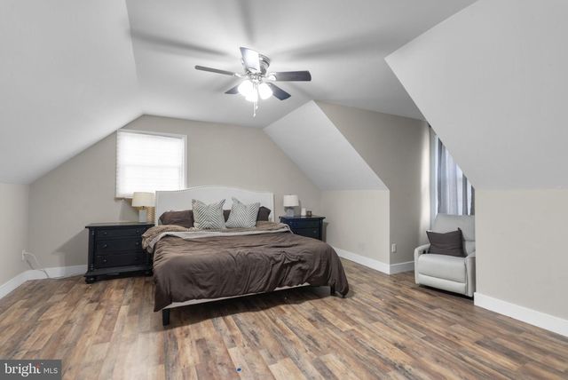 200 CHARMUTH CT, Waldorf, MD 20602