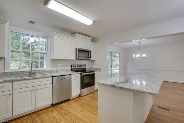 106 Running Man TRL, Yorktown, VA 23693