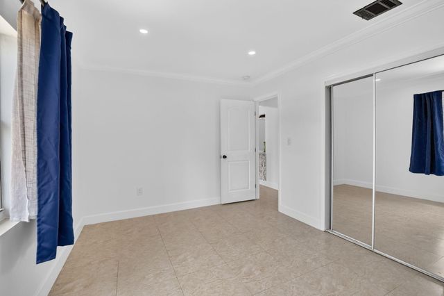 2427 Harding Street, Hollywood, FL 33020