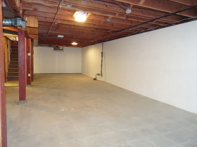 1224 W Rusholme Street, Davenport, IA 52804