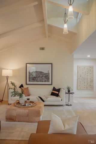 1050 White Cottage Rd N, Angwin, CA 94508