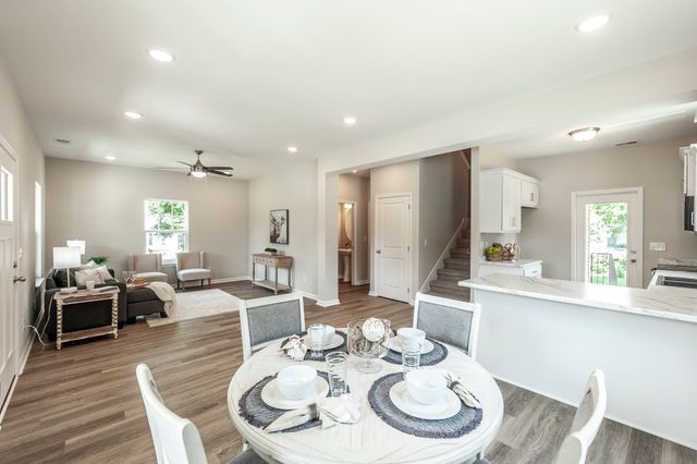 633 17th Avenue, Springfield, TN 37172