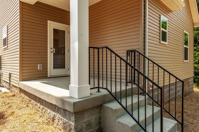 633 17th Avenue, Springfield, TN 37172