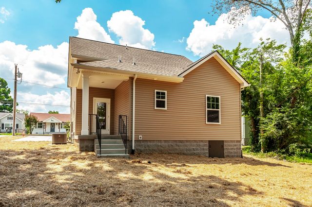 633 17th Avenue, Springfield, TN 37172