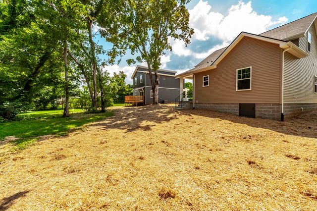 633 17th Avenue, Springfield, TN 37172