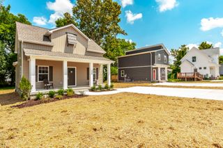 633 17th Avenue, Springfield, TN 37172