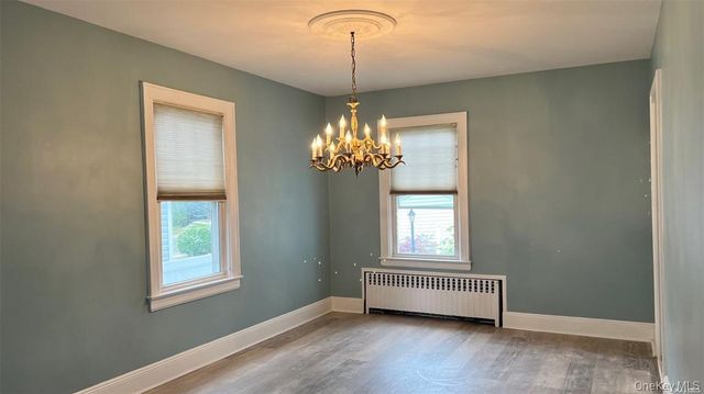 425 Marcellus Road, Mineola, NY 11501