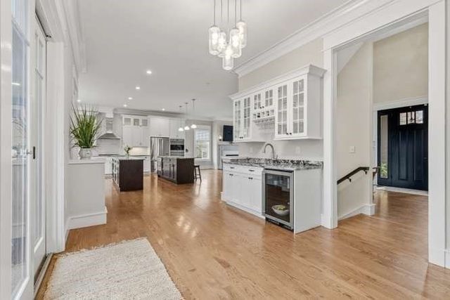 21 Bellevue Avenue, Winchester, MA 01890