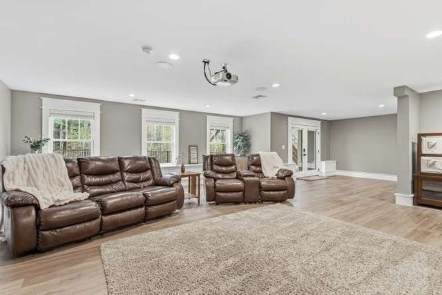 21 Bellevue Avenue, Winchester, MA 01890