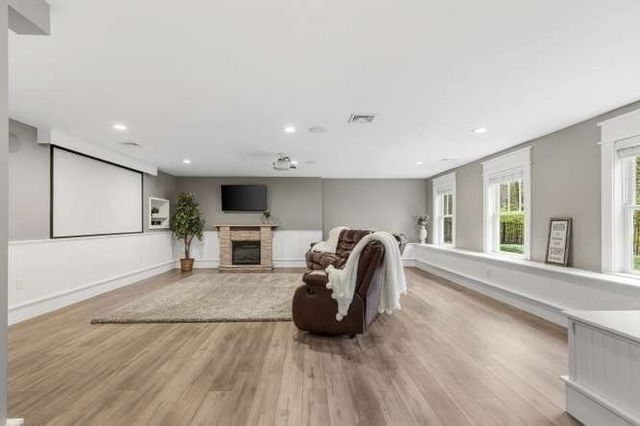 21 Bellevue Avenue, Winchester, MA 01890