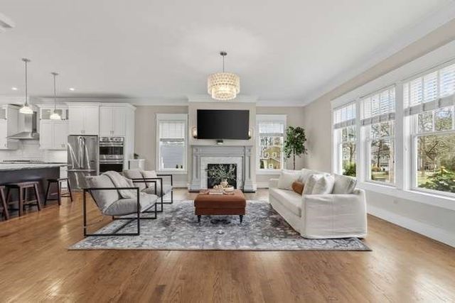 21 Bellevue Avenue, Winchester, MA 01890