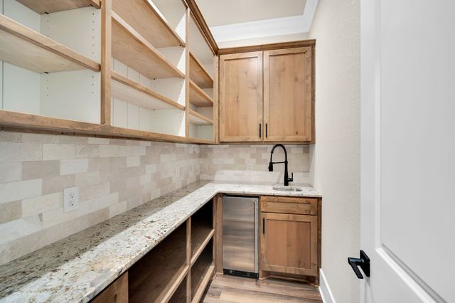 201 Marie Lane, Waxahachie, TX 75167