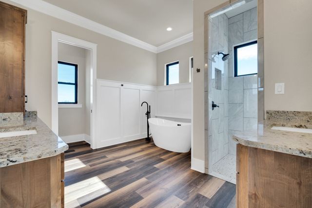 201 Marie Lane, Waxahachie, TX 75167