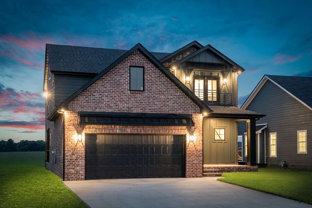 914 Bankside Dr, Clarksville, TN 37043
