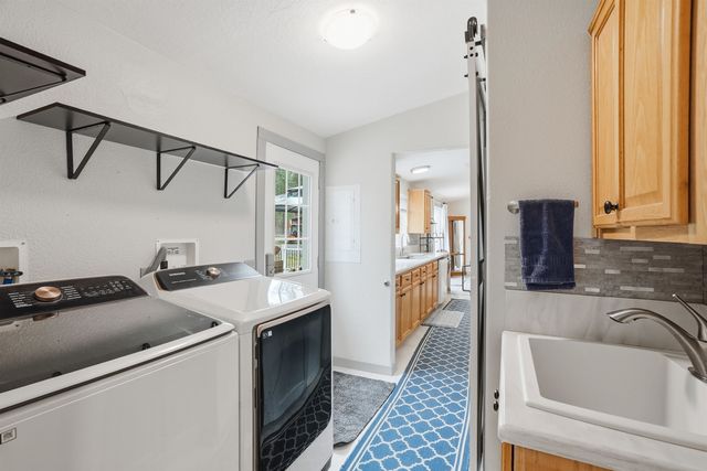 5483 S Swenson Rd, Deer Park, WA 99006