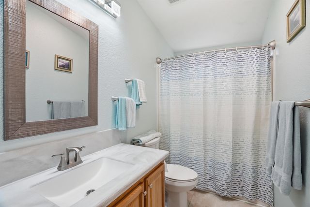 5483 S Swenson Rd, Deer Park, WA 99006