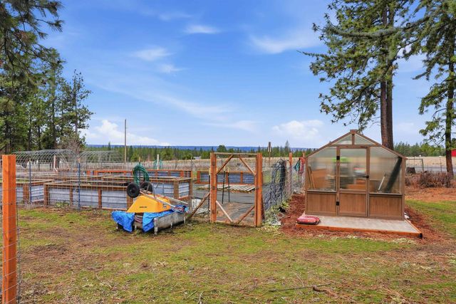 5483 S Swenson Rd, Deer Park, WA 99006