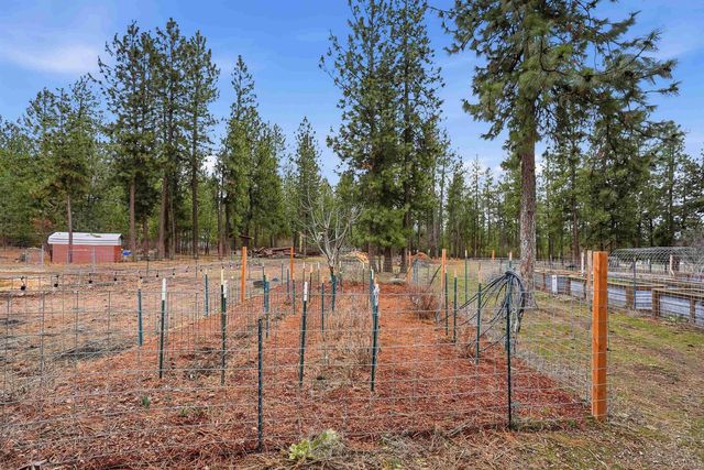 5483 S Swenson Rd, Deer Park, WA 99006