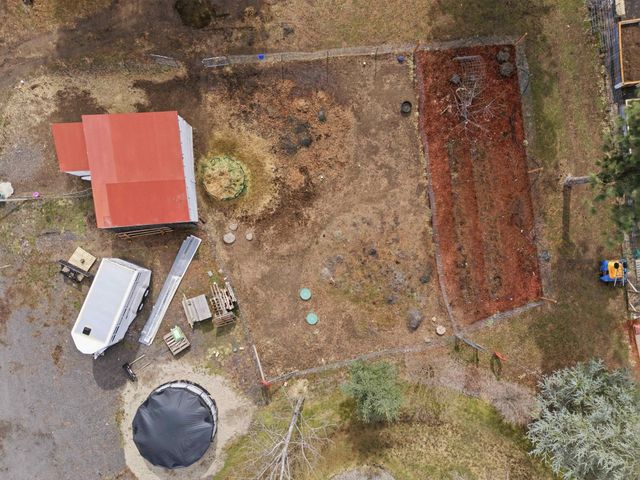 5483 S Swenson Rd, Deer Park, WA 99006