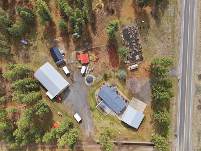 5483 S Swenson Rd, Deer Park, WA 99006