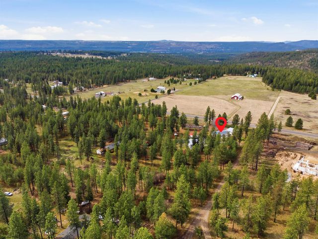 5483 S Swenson Rd, Deer Park, WA 99006