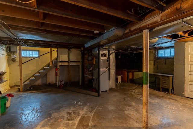 952 BOND STREET, Green Bay, WI 54303