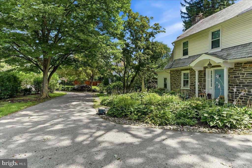 1216 MONTGOMERY AVE #, NARBERTH, PA 19072 — photo 4