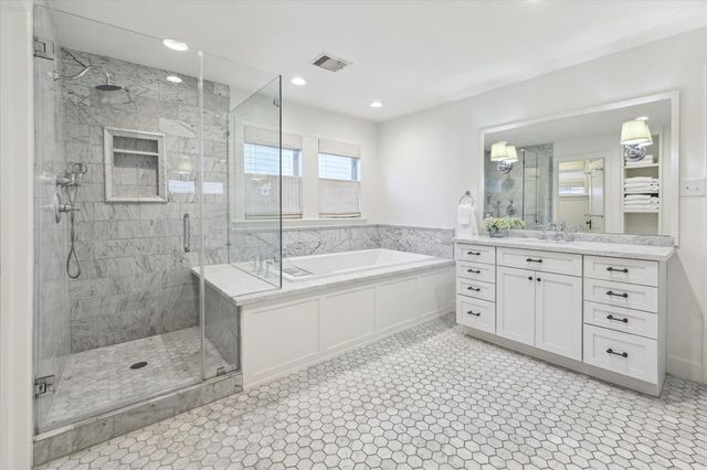 2124 Sul Ross Street, Houston, TX 77098