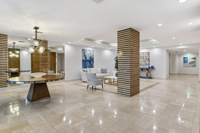 3300 S Ocean Boulevard 401s, Palm Beach, FL 33480