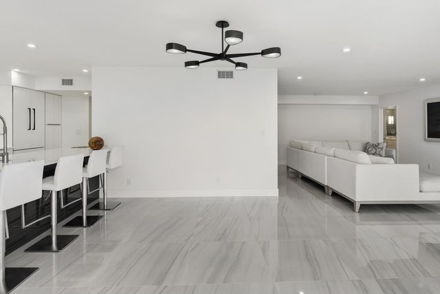 3300 S Ocean Boulevard 401s, Palm Beach, FL 33480