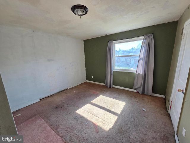 780 TAYLOR DR, Folcroft, PA 19032