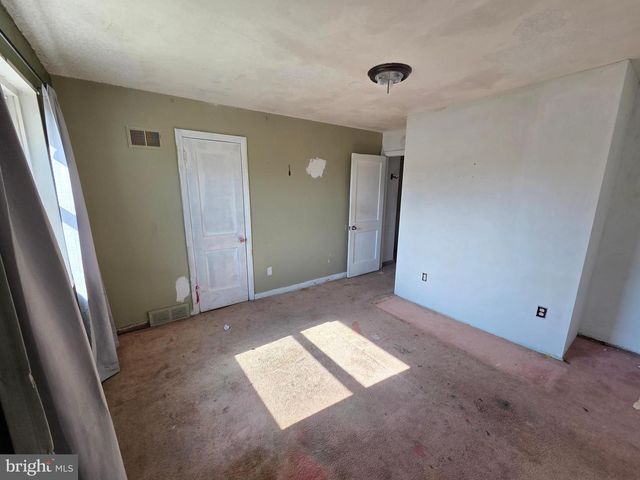 780 TAYLOR DR, Folcroft, PA 19032
