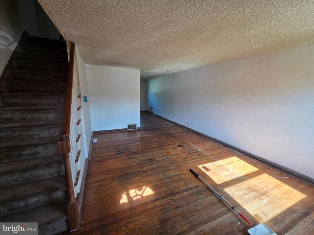 780 TAYLOR DR, Folcroft, PA 19032